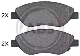 Гальмiвнi колодки дисковi переднi