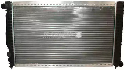 Радіатор охолодження A4/A6/Passat 97-05 2.4i/2.8i/2.5TDI (632x398x32)